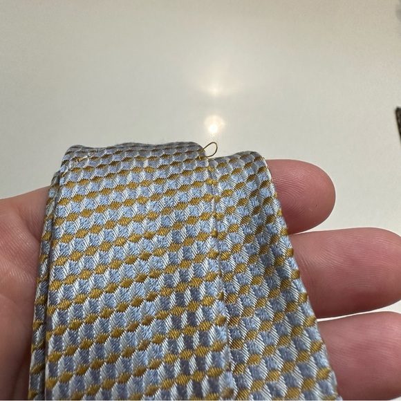 Storehouse iridescent tie in blue/grey/gold see video for effect! - Picture 4 of 7